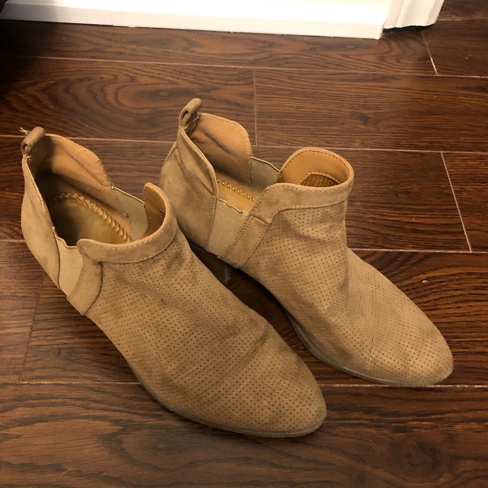 Style & Co. Tan Ankle Boots